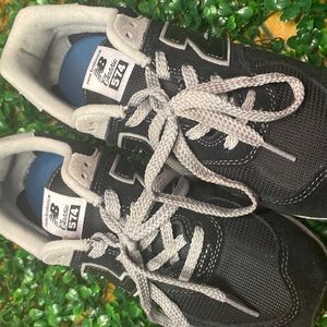 It’s very expensive. Very nice and beautiful.